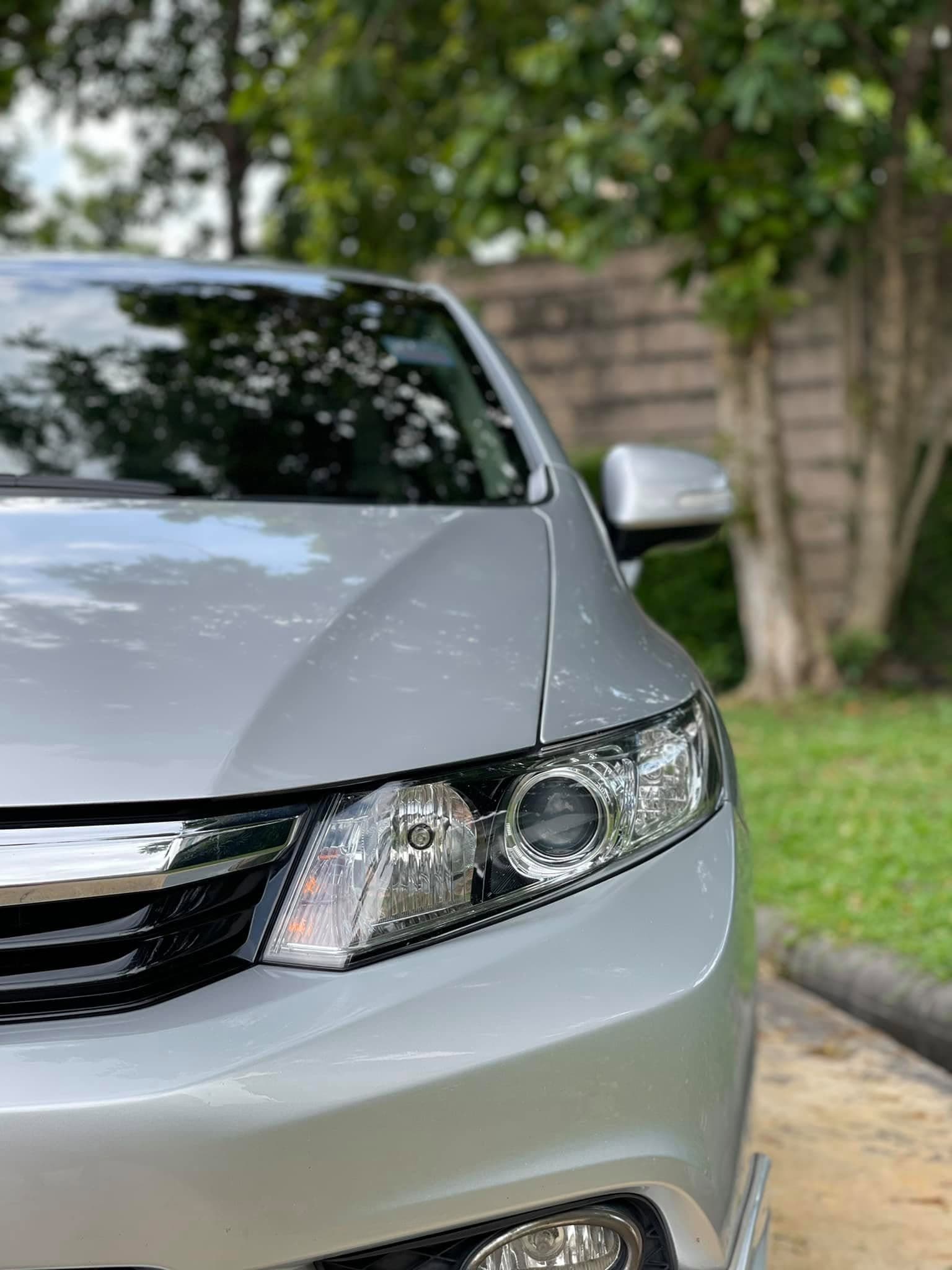 Honda Civic 1.8 E navi 2012 ภาพที่ 2
