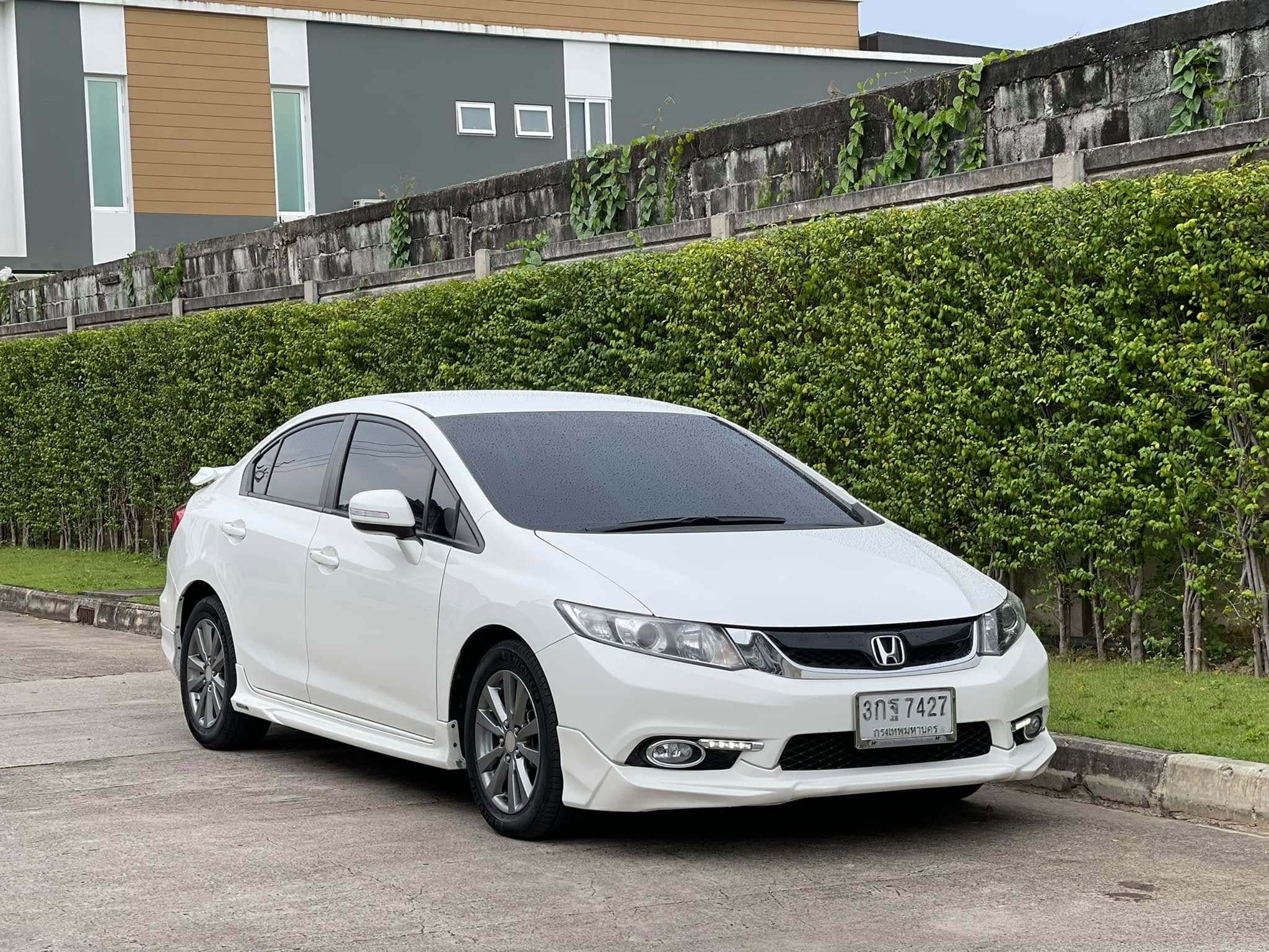 Honda Civic MODULO 2013