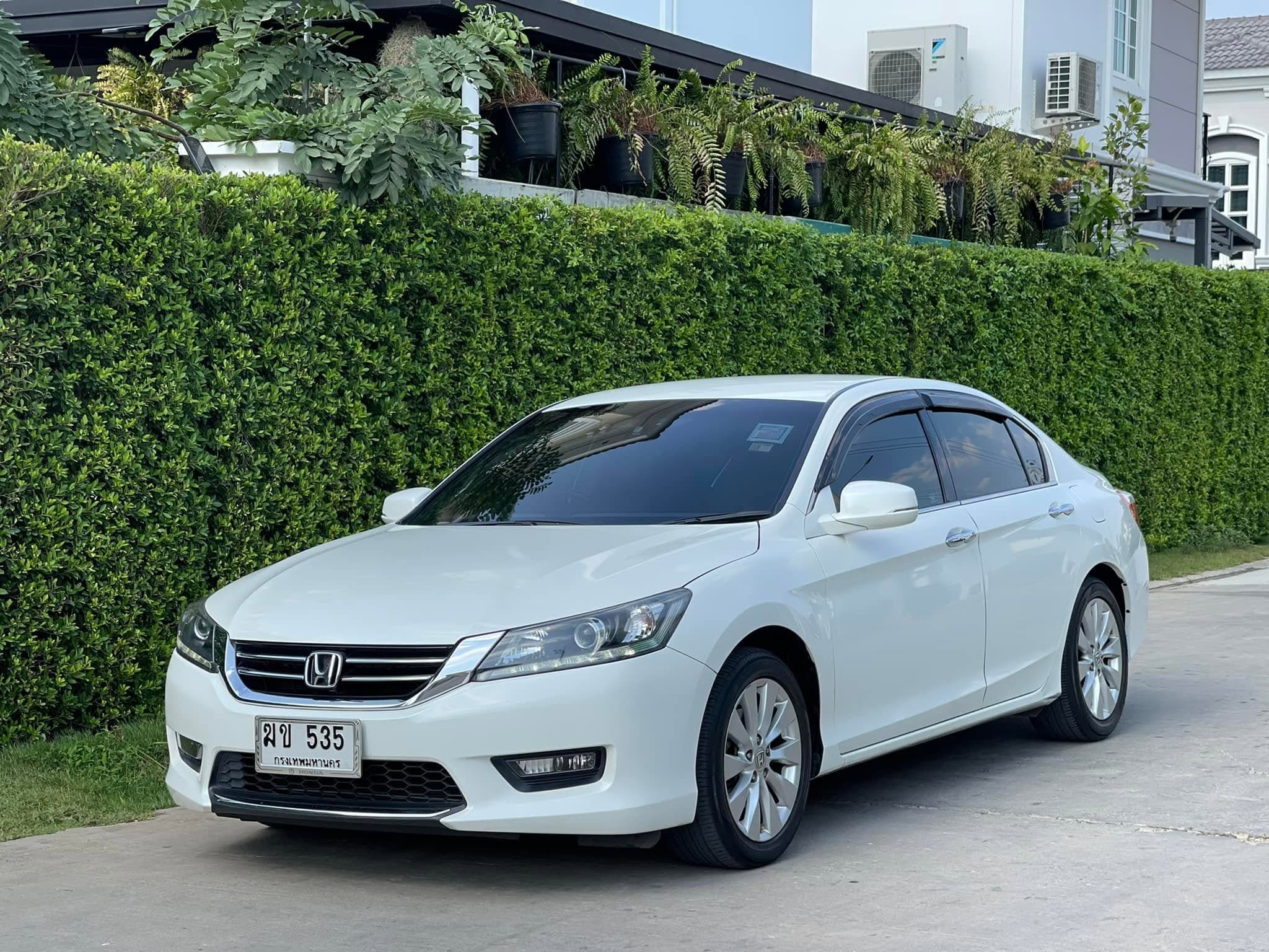 Honda Accord 2.0EL i-vtec 2014