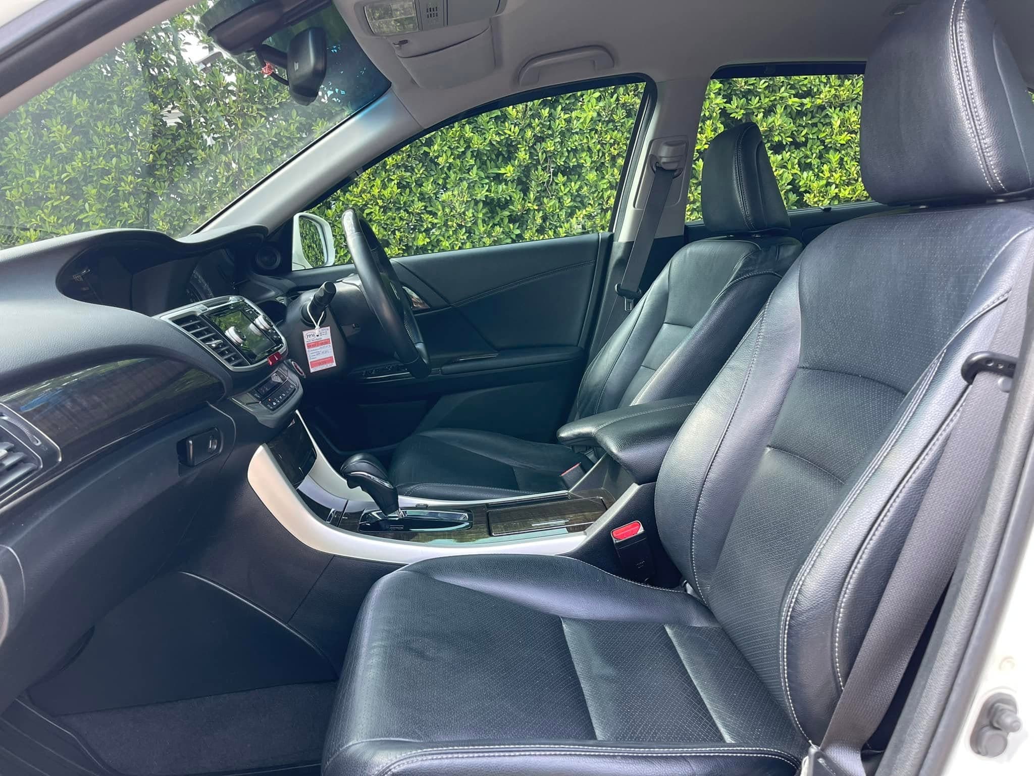 Honda Accord 2.0EL i-vtec 2014 ภาพที่ 9