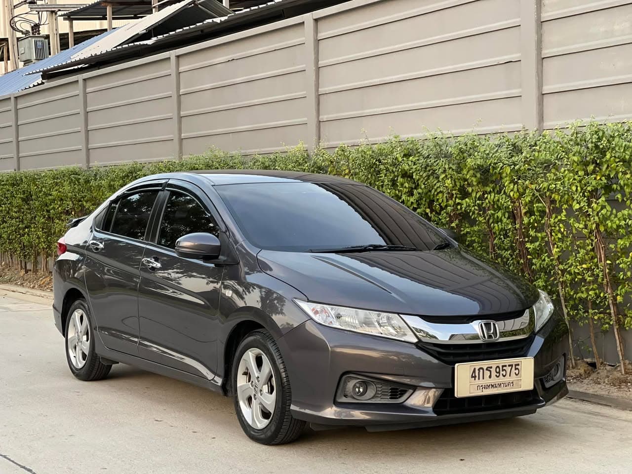 Honda City 1.5 V+ 2015