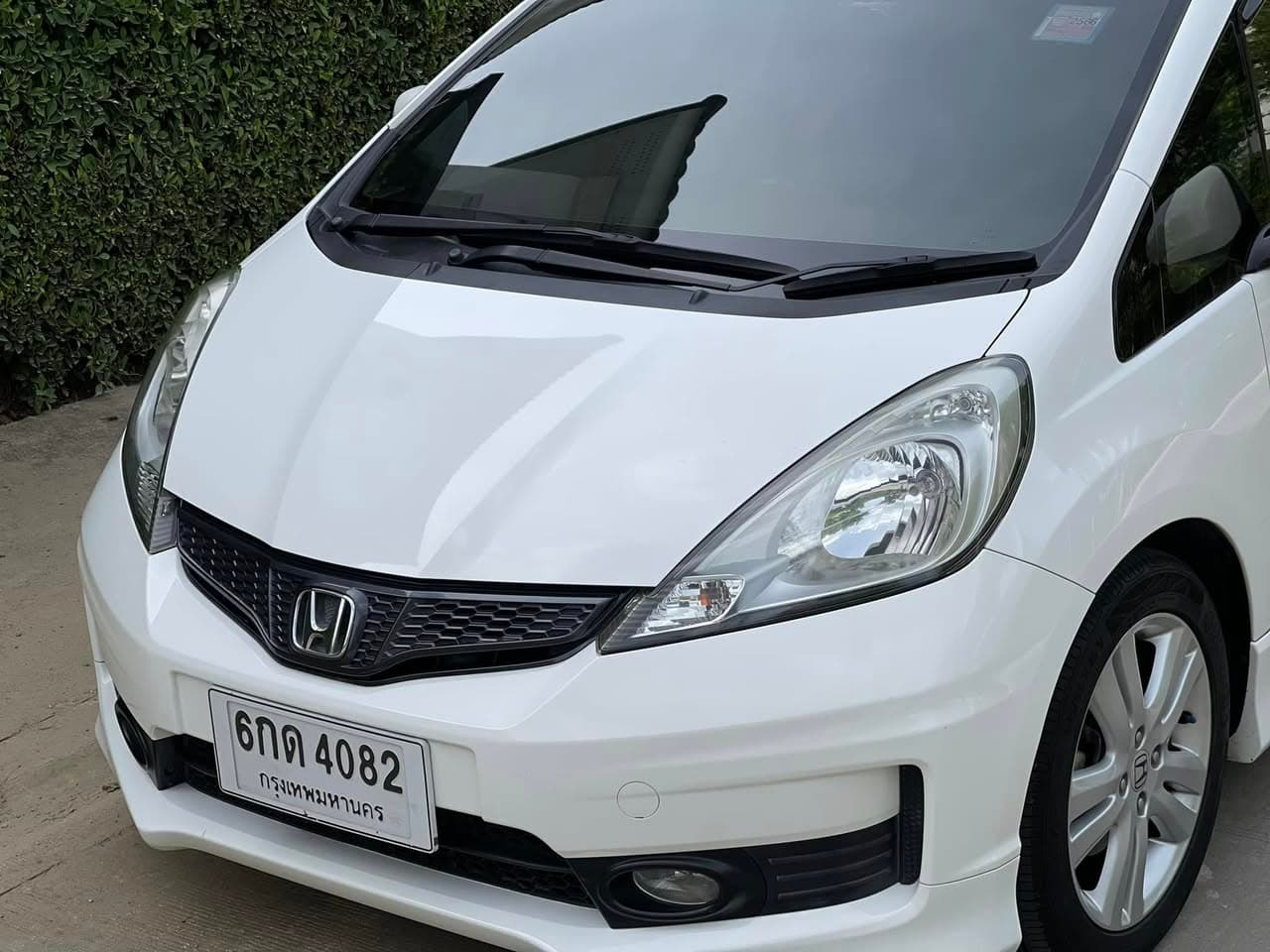 Honda Jazz 1.5 SV 2012(GE) ภาพที่ 2