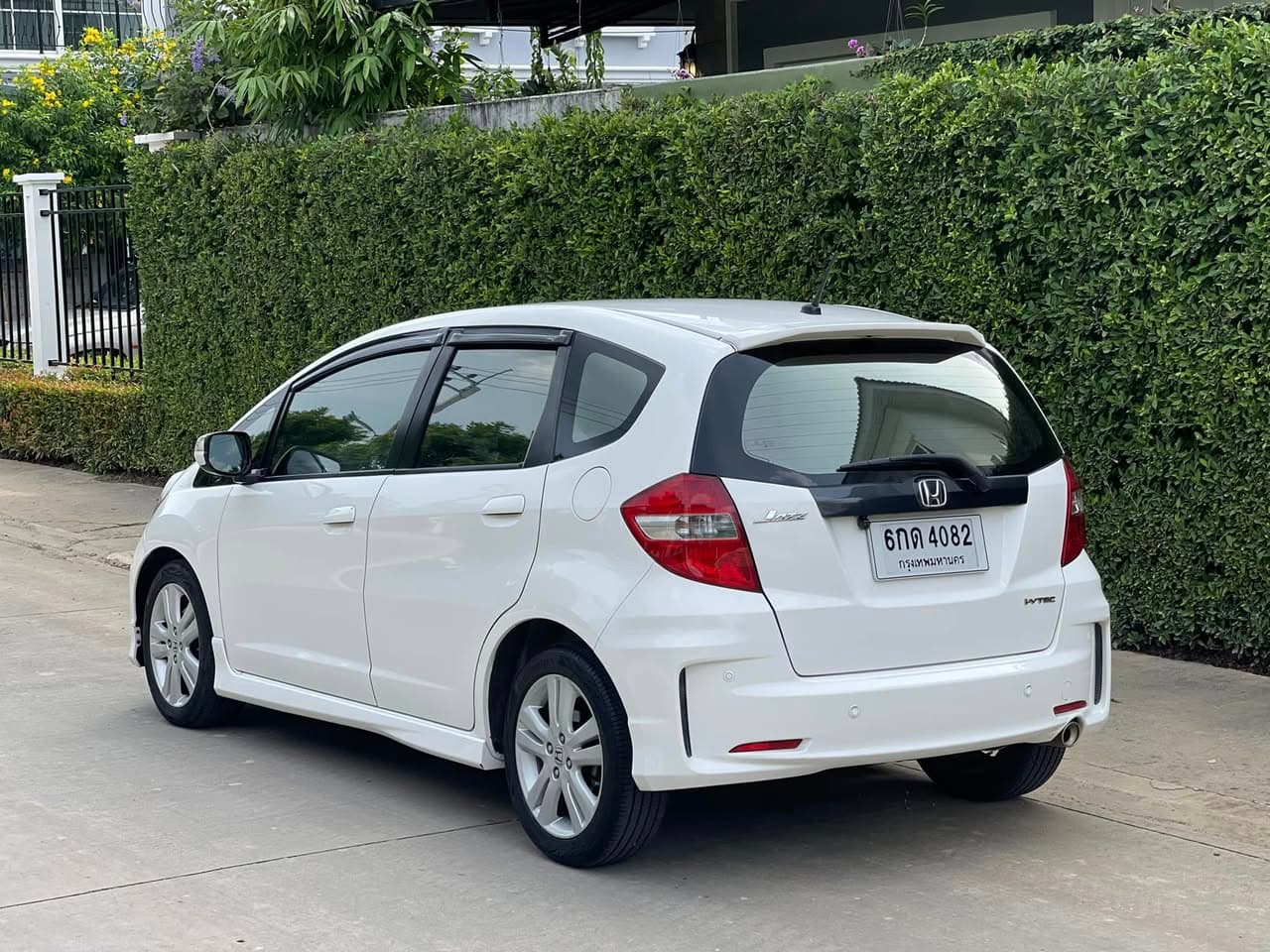 Honda Jazz 1.5 SV 2012(GE) ภาพที่ 4