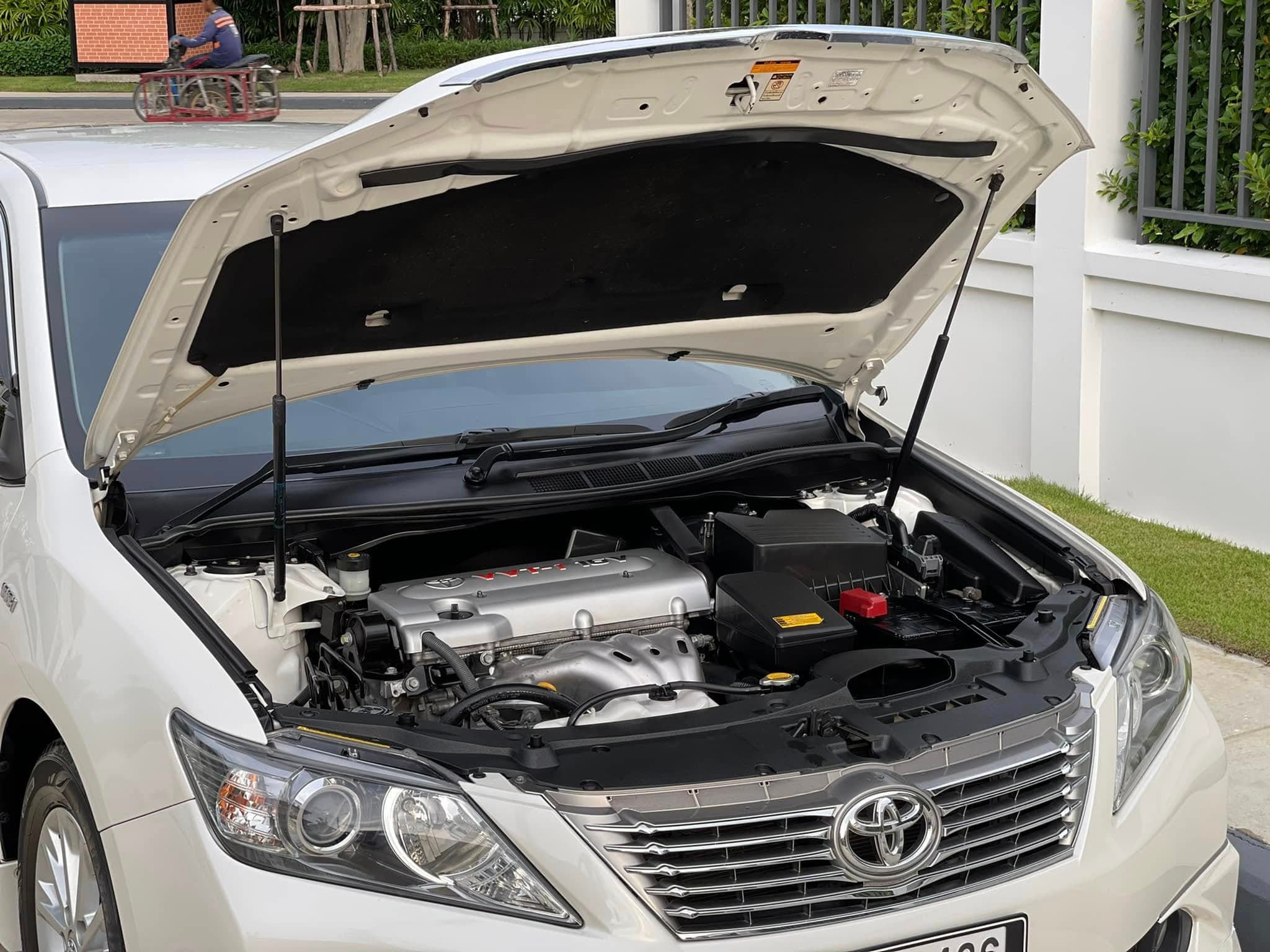 Toyota Camry 2.0G Extremo 2013 ภาพที่ 8