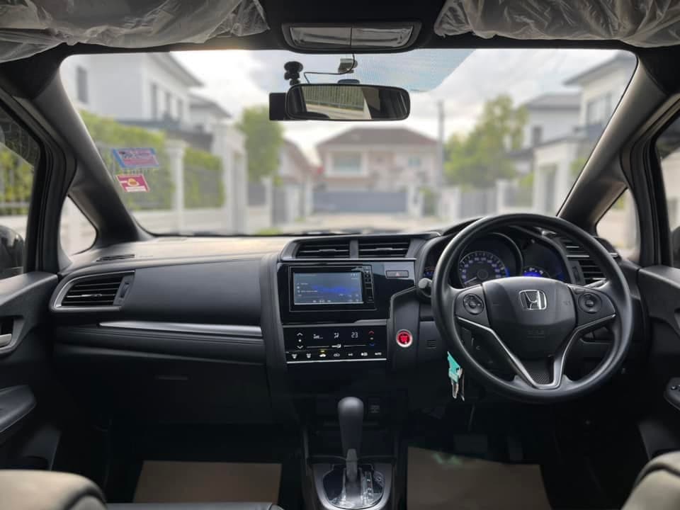 Honda Jazz 1.5RS 2017 ภาพที่ 13