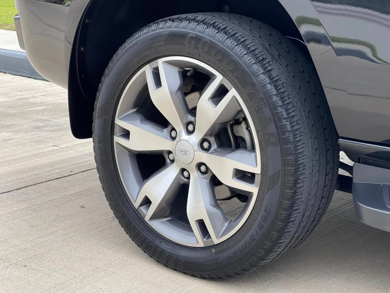 Ford Everest 3.2 Titanium Plus 4x4 2016 ภาพที่ 4