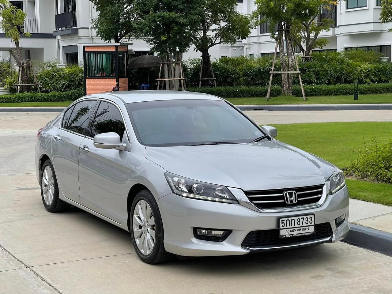 Honda Accord 2.0EL 2014