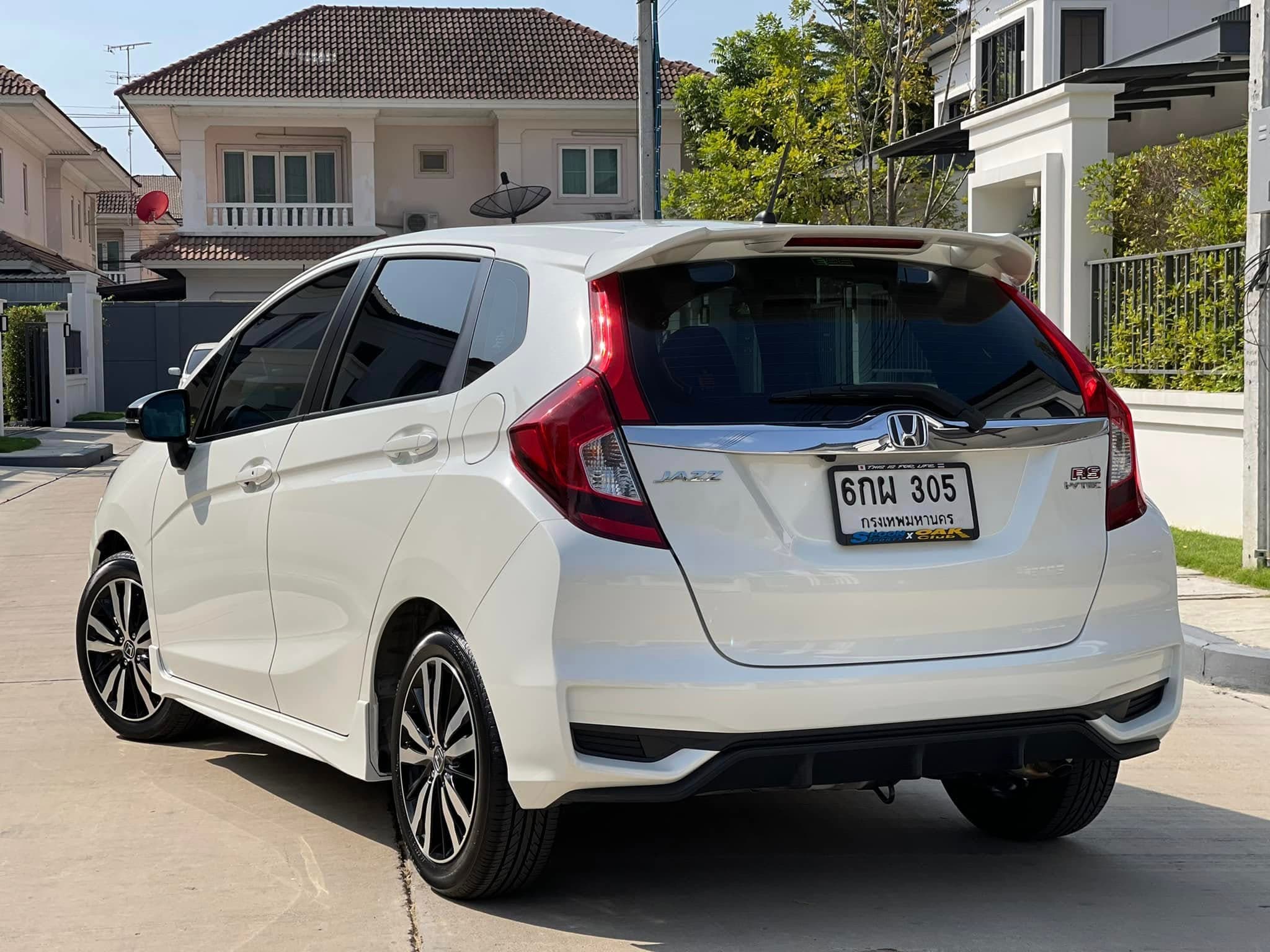 Honda Jazz 1.5RS+ 2017 ภาพที่ 4