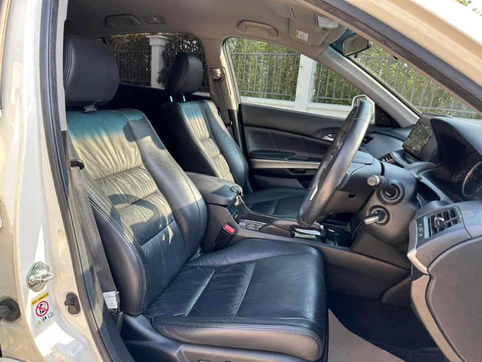 Honda Accord 2.0 EL navi 2011 ภาพที่ 9