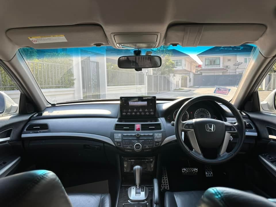 Honda Accord 2.0 EL navi 2011 ภาพที่ 11