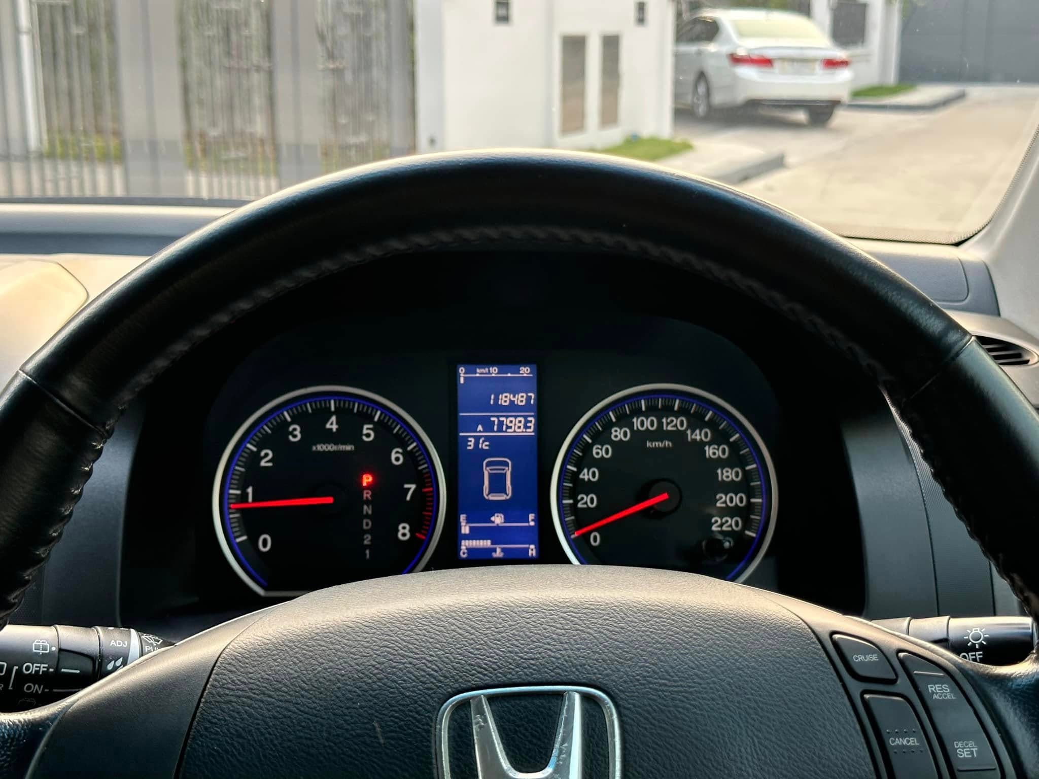 Honda CR-V 2.0S 2011 ภาพที่ 7