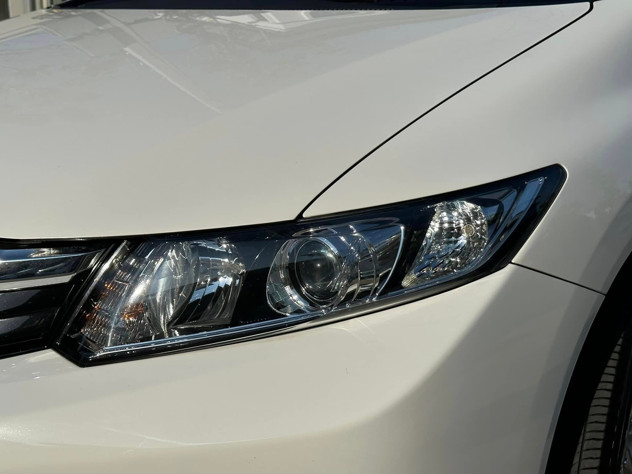 Honda Civic 1.8 E 2013 ภาพที่ 2