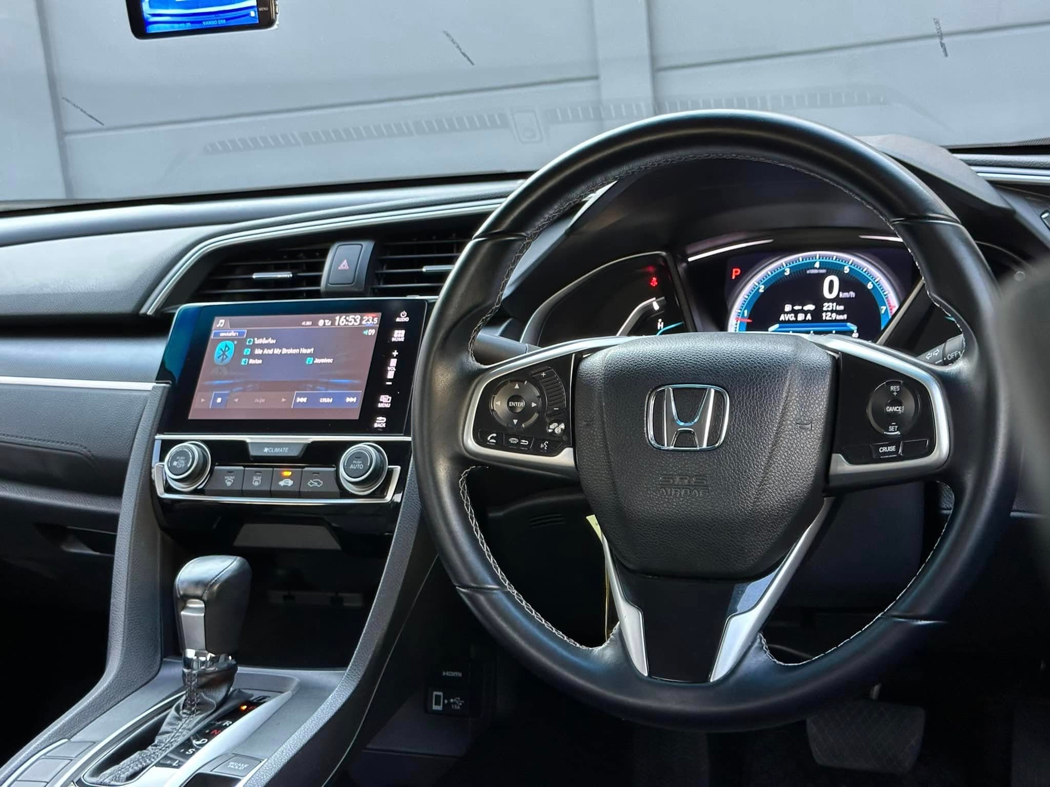 Honda Civic 1.8 EL 2016 ภาพที่ 8