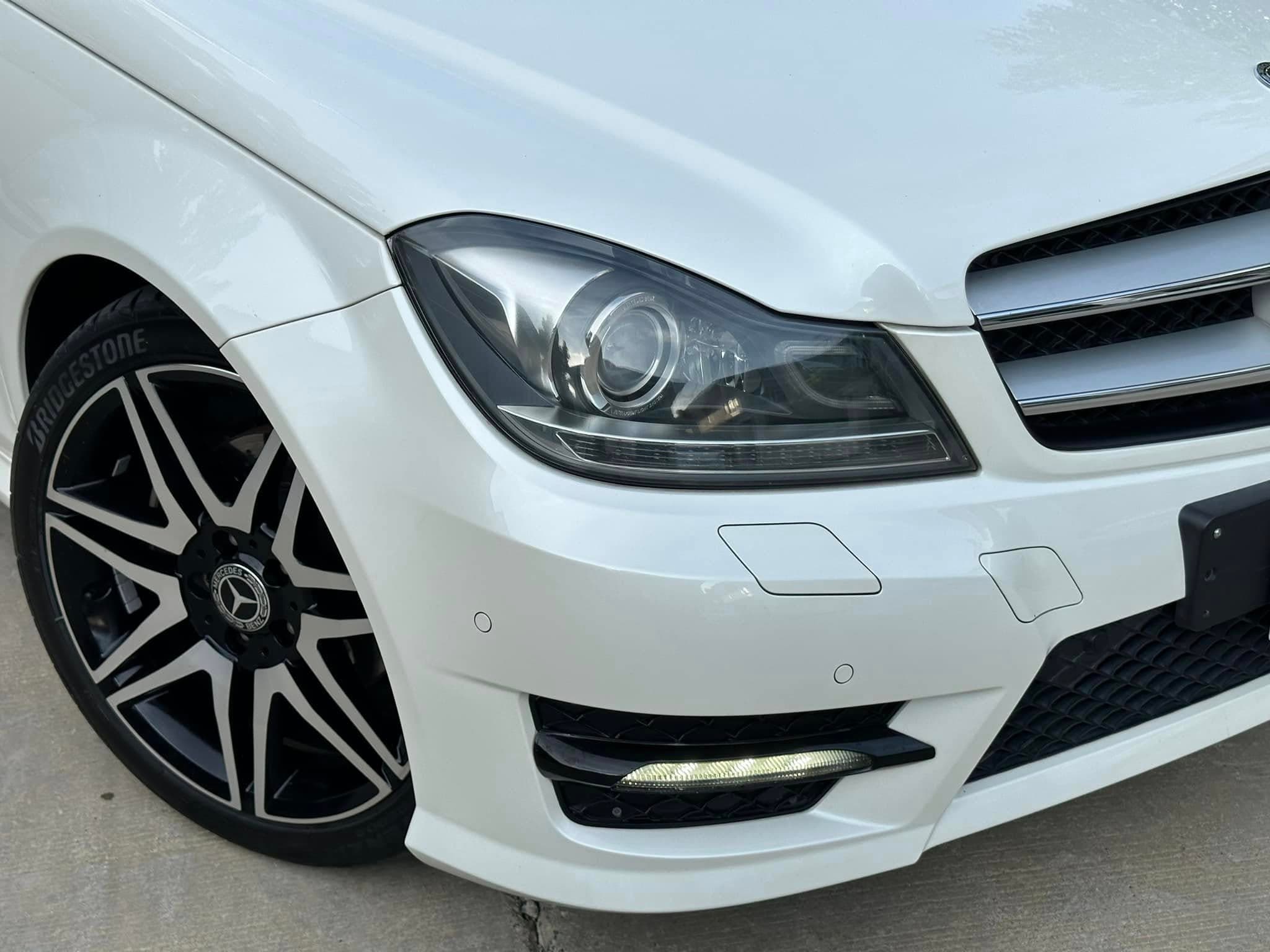Mercedes-Benz C250 Coupe AMG 2012 ภาพที่ 5