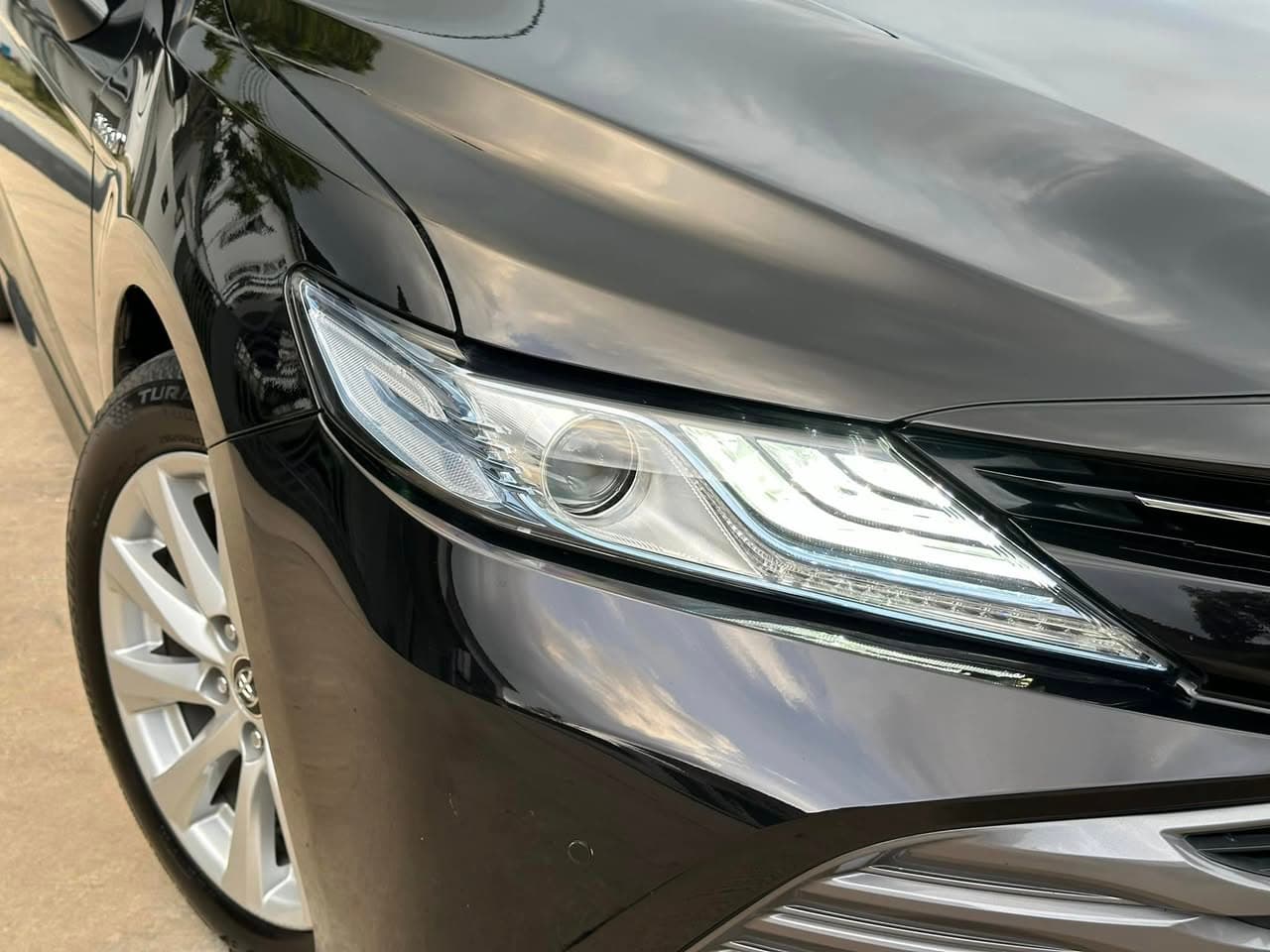 Toyota Camry 2.5 Hybrid Premium 2019 ภาพที่ 4