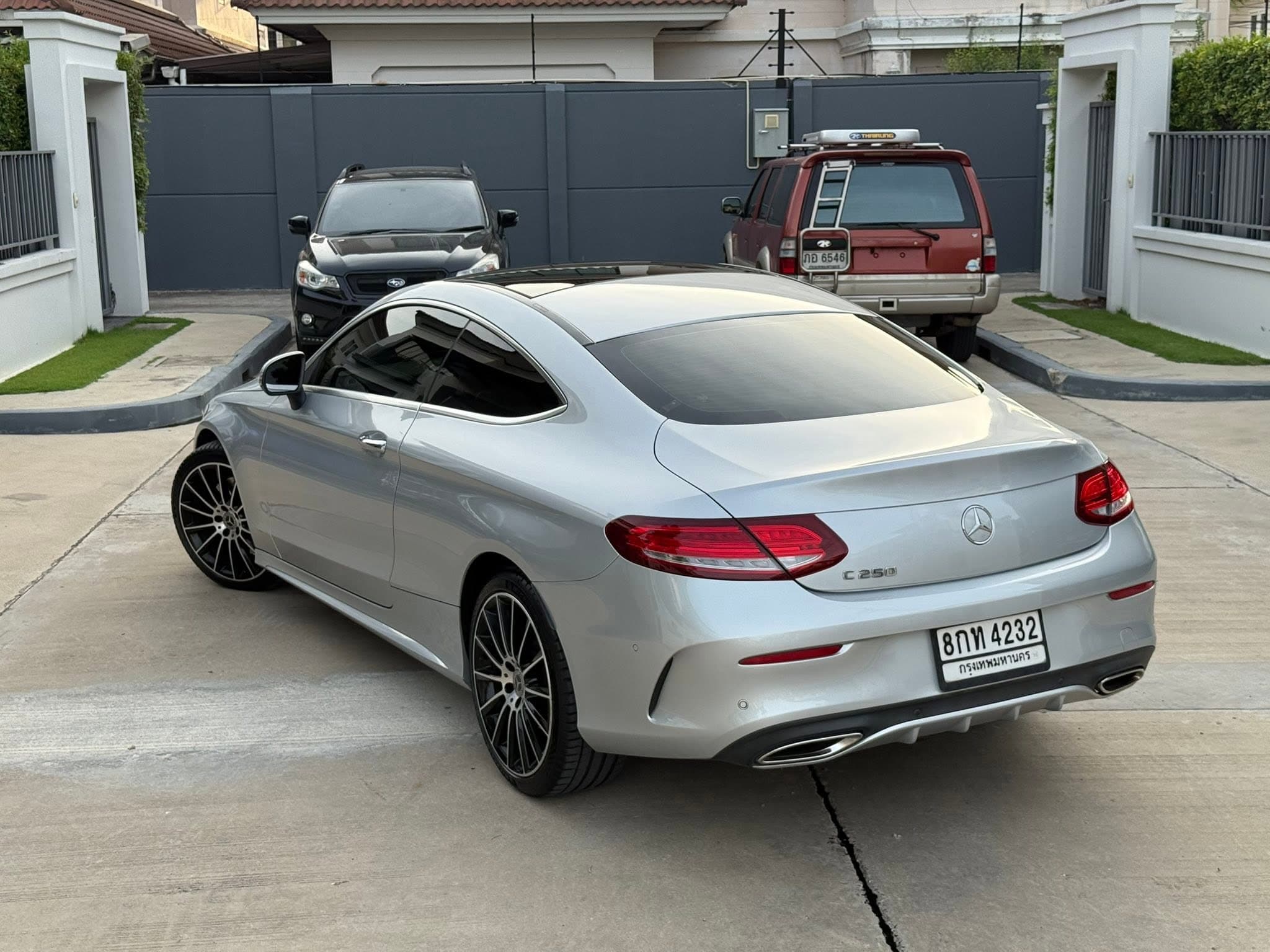 Mercedes-Benz C250 coupe AMG dynamic 2018 ภาพที่ 6