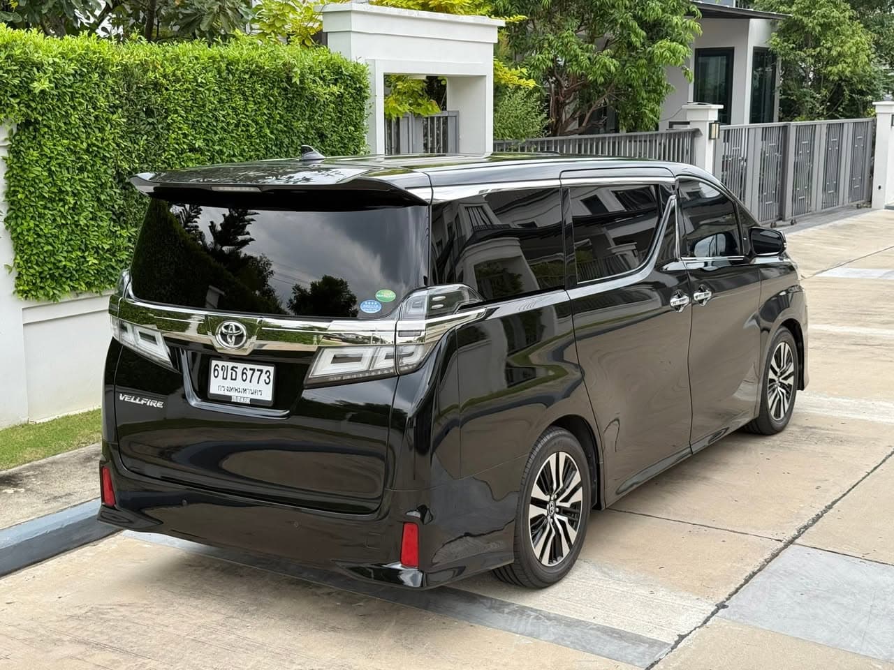 Toyota Vellfire 2.5 ZG edition 2019 ภาพที่ 4