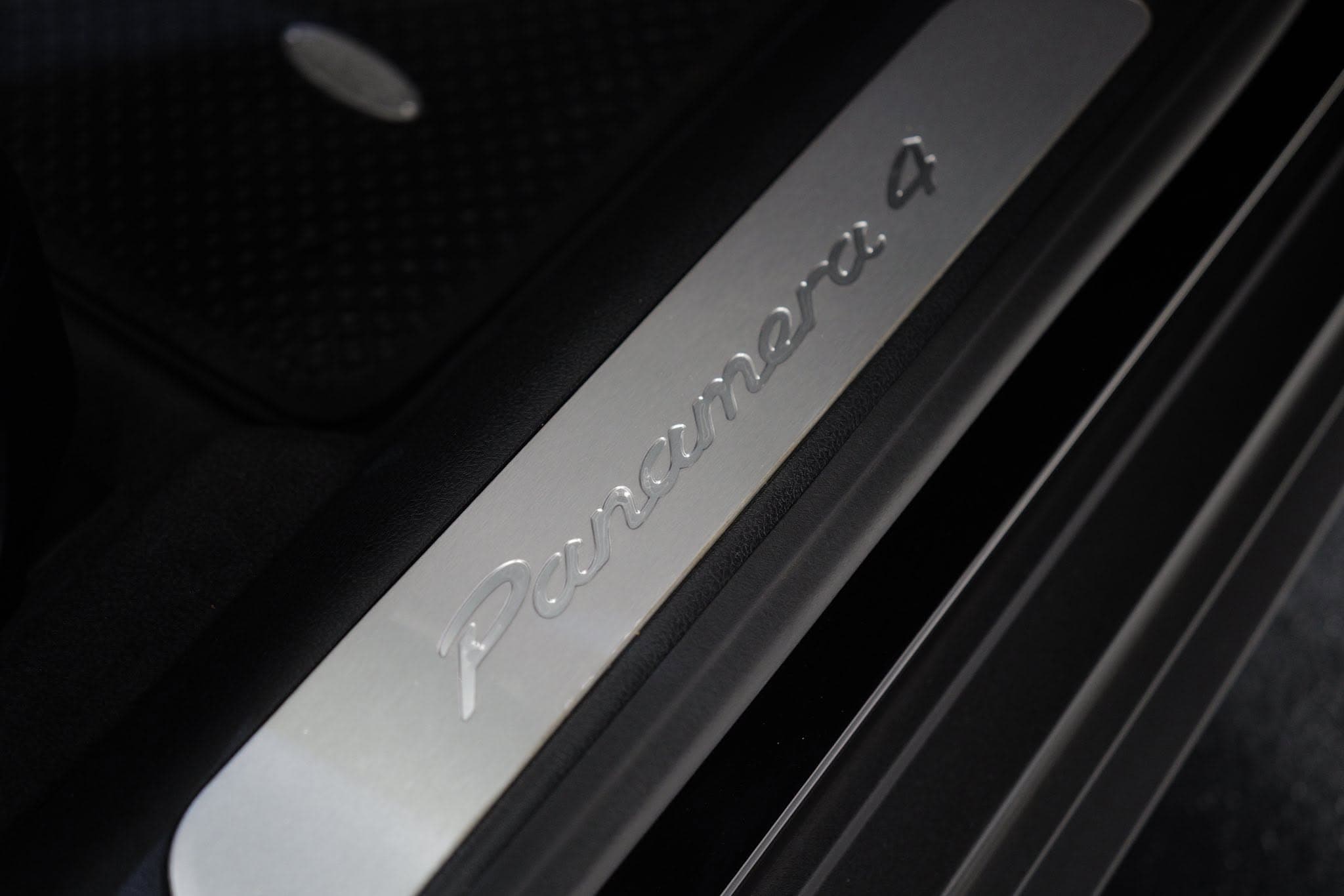 Porsche Panamera4 2017 ภาพที่ 10