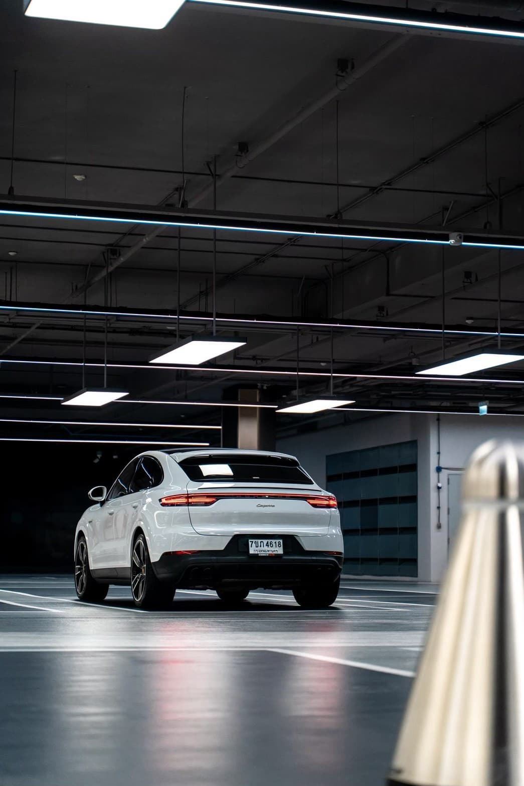 Porsche Cayenne Coupe E-Hybrid (SportDesign) - ภาพที่ 2