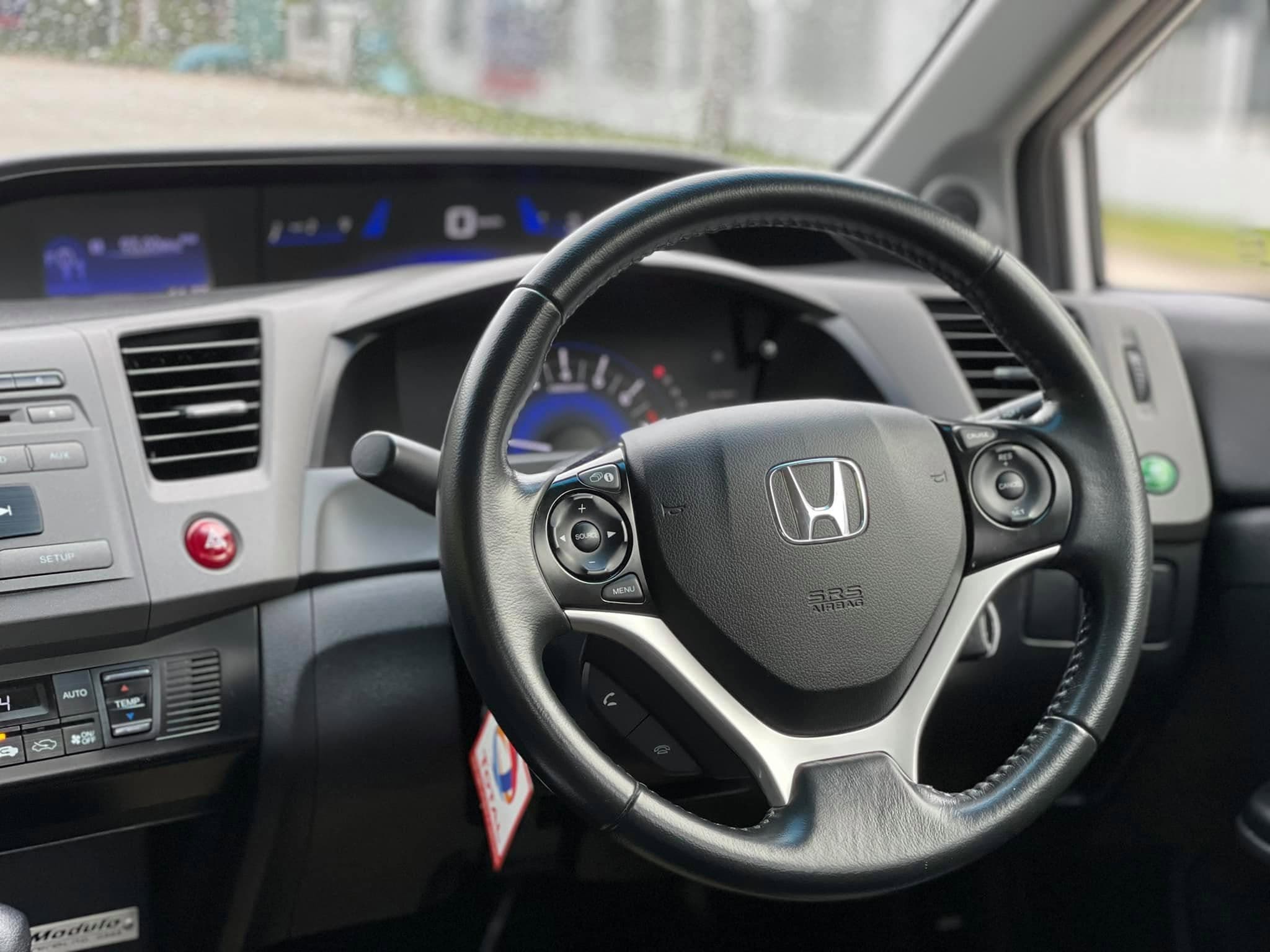 Honda Civic MODULO 2013 ภาพที่ 7