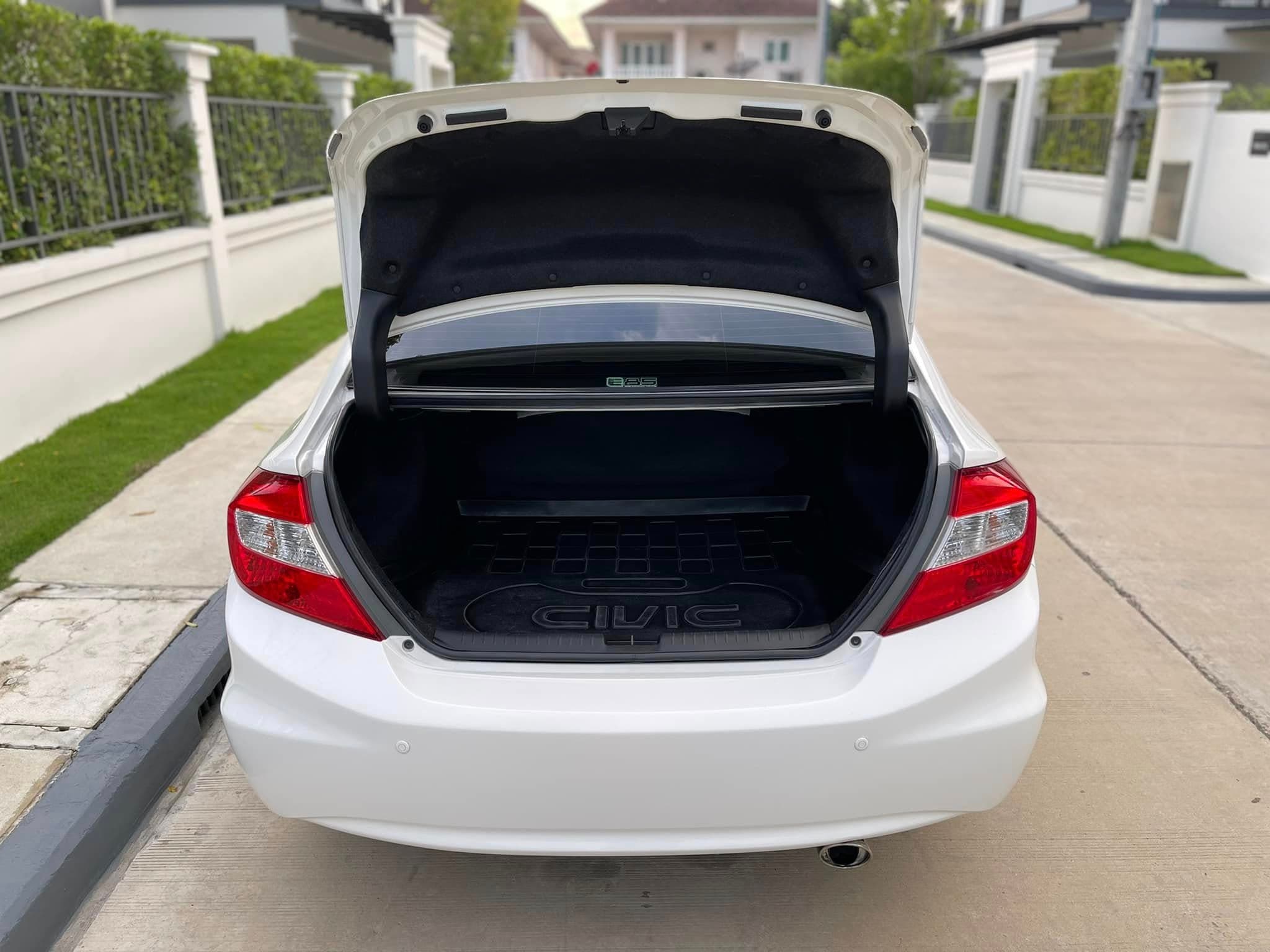 Honda Civic 1.8E 2013 ภาพที่ 13
